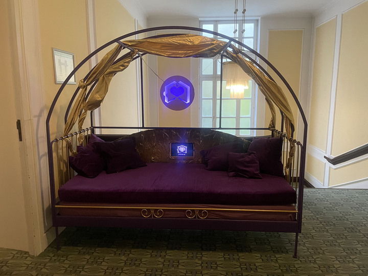 The LiebDing booth installation
